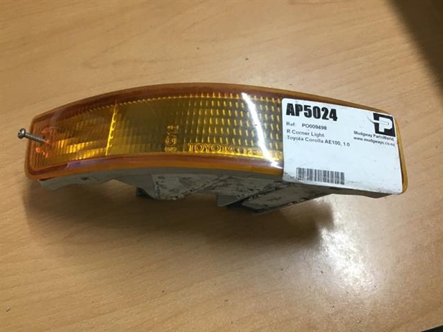 R Corner Light