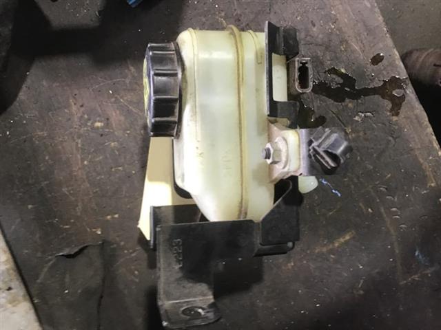 Brake Reservoir Bottle