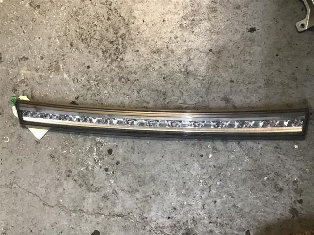 Toyota Estima GSR55 Tailgate Garnish 1 Piece