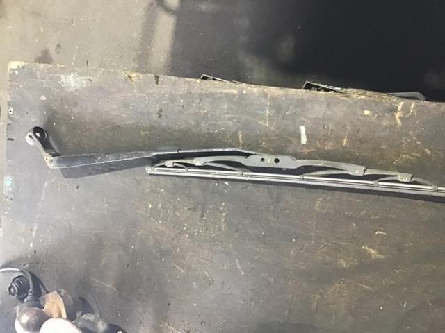 Lf Wiper Arm