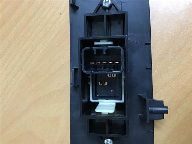 Lf Window Switch