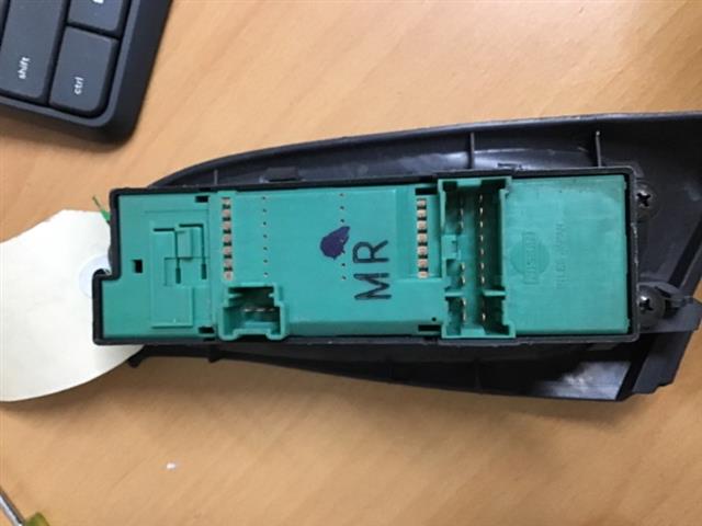 Window Master Switch