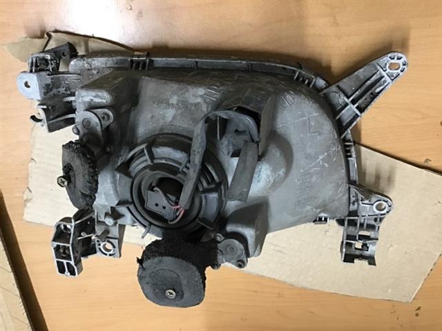 L Headlight