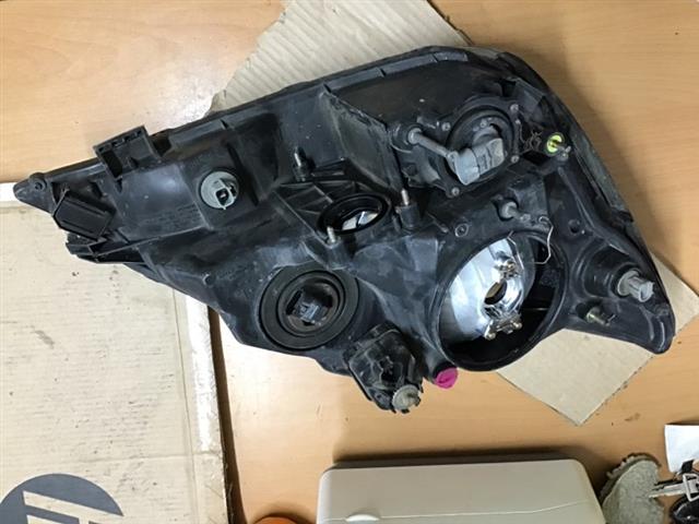 L Headlight