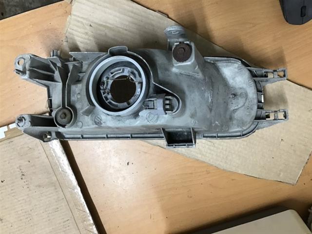 L Headlight