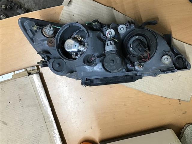 L Headlight
