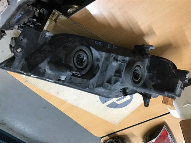 R Headlight