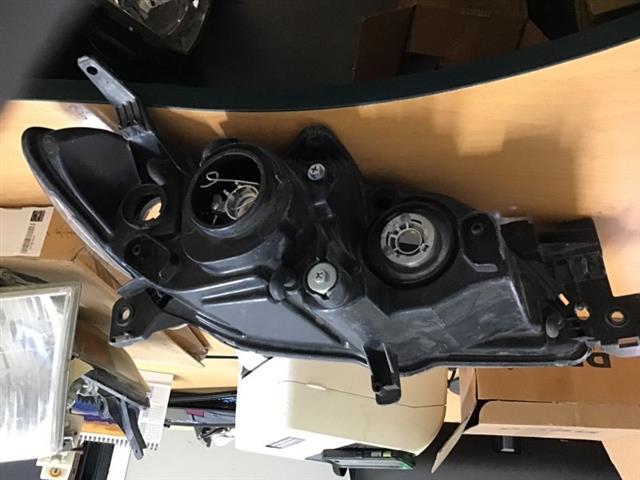 L Headlight