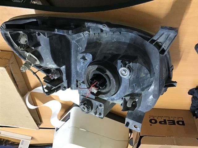 L Headlight