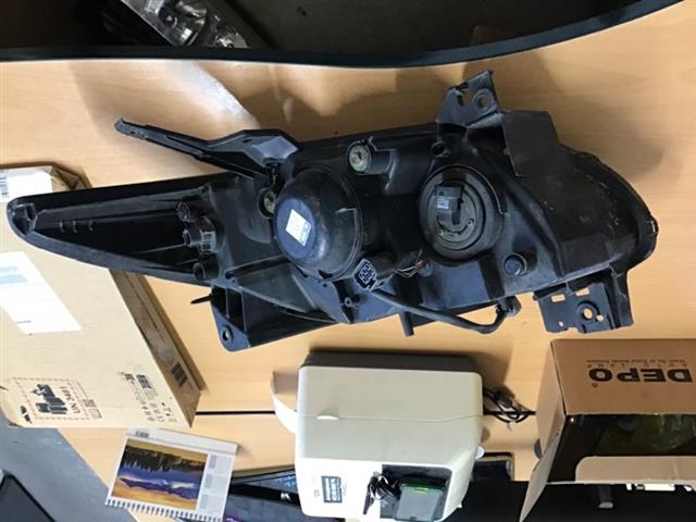 L Headlight