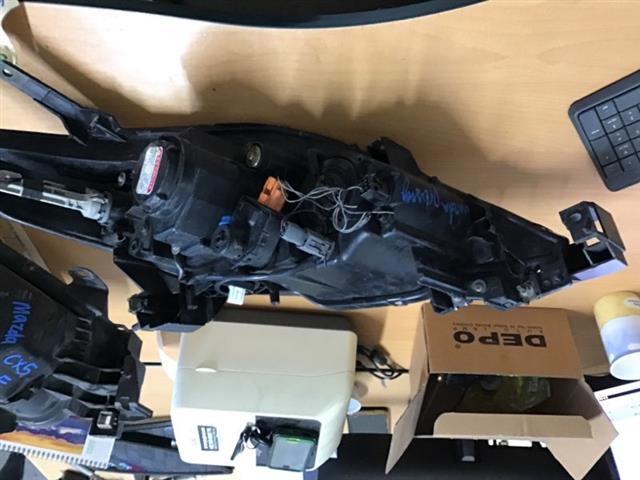 L Headlight