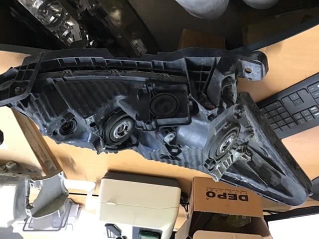 L Headlight