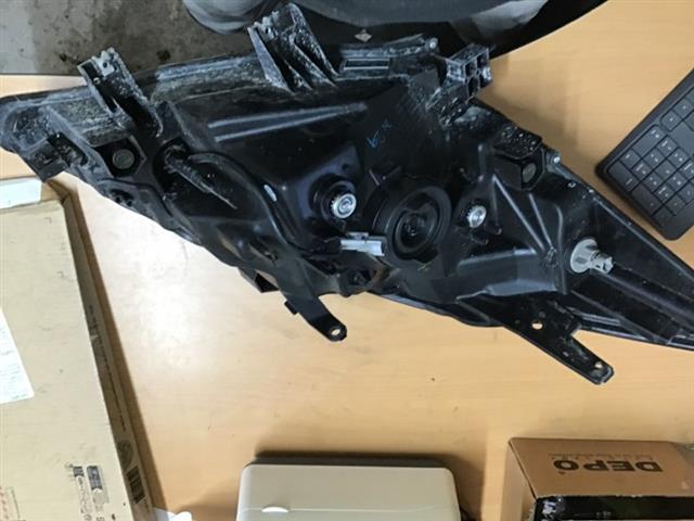L Headlight