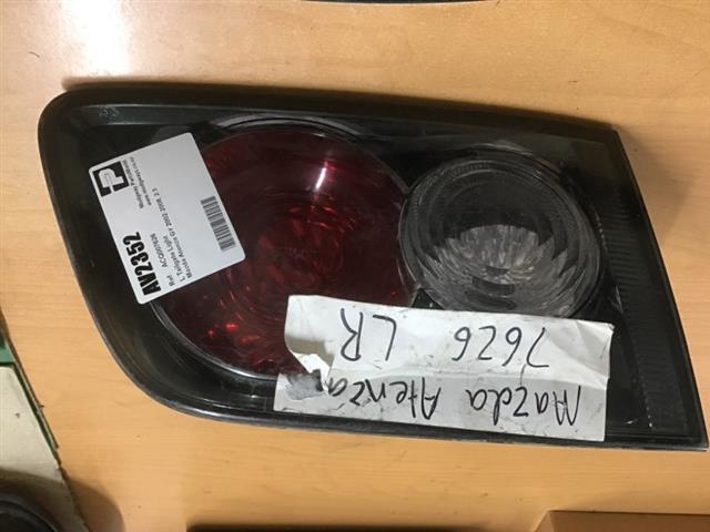 L Tailgate Light