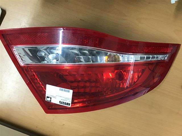 L Tail Light