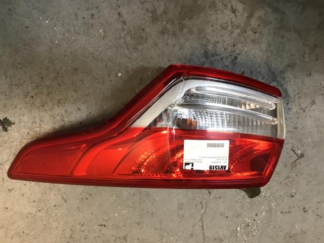 R Tail Light
