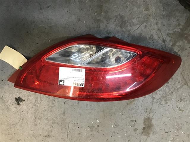 R Tail Light