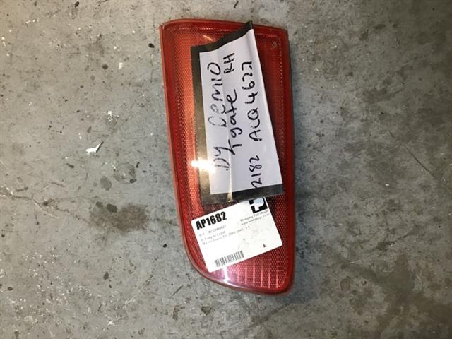 R Tailgate Light