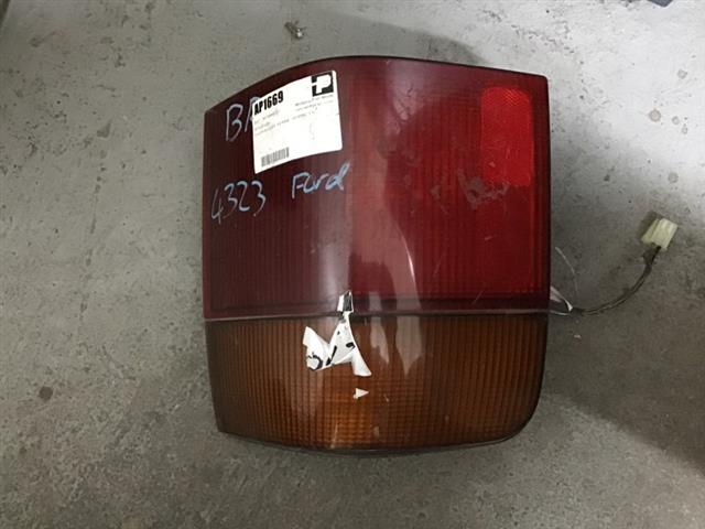 R Tail Light