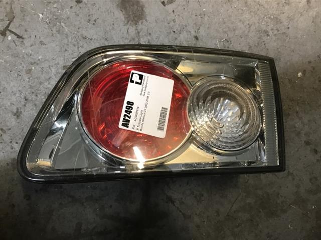 R Tailgate Light