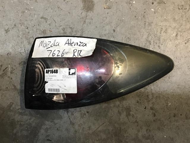R Tail Light
