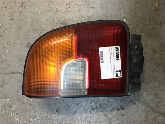R Tail Light