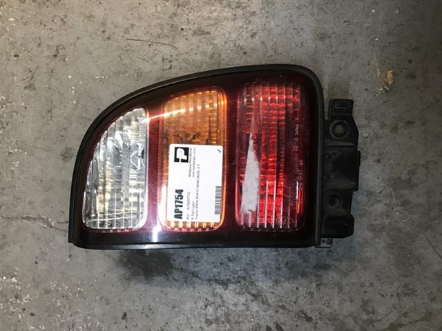 R Tail Light