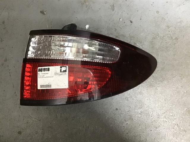 R Tail Light