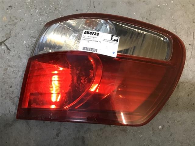 R Tail Light