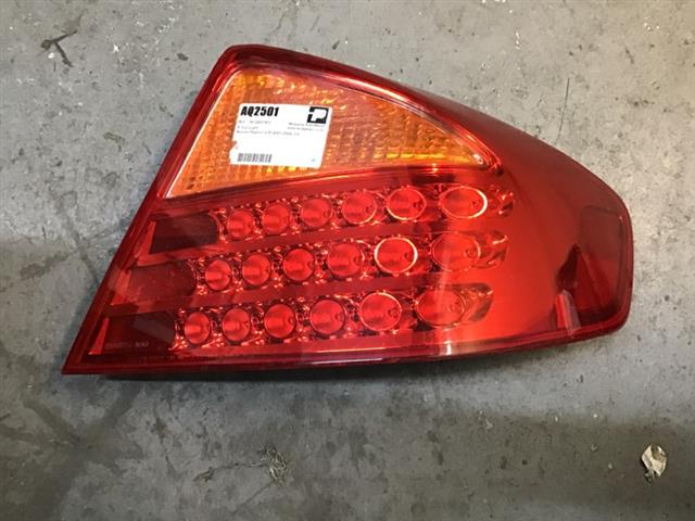 R Tail Light