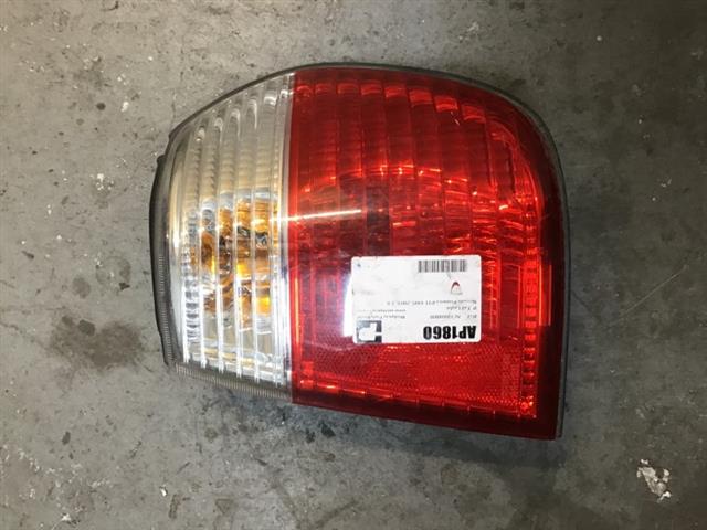 R Tail Light