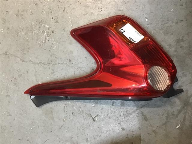 R Tail Light