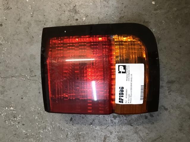 R Tail Light