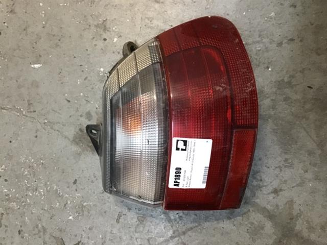 R Tail Light