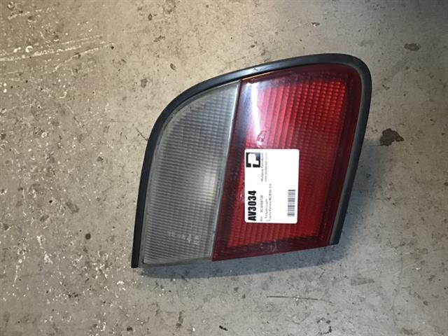 L Tailgate Light