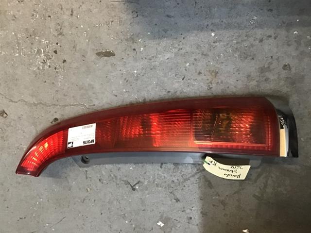 R Tail Light