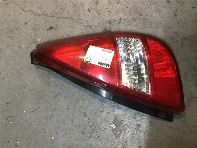 R Tail Light