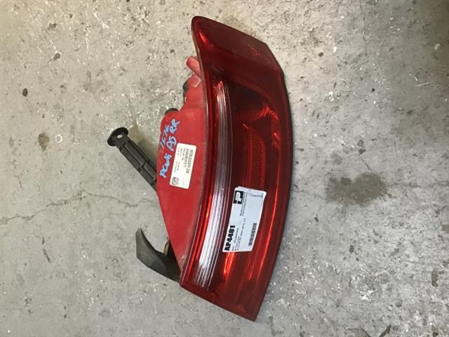 R Tail Light