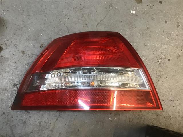 L Tail Light
