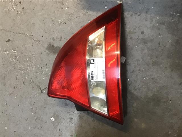R Tail Light