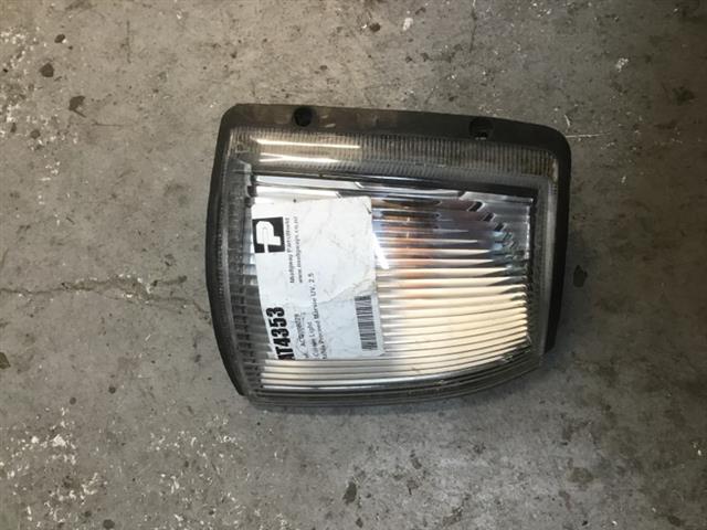 R Corner Light