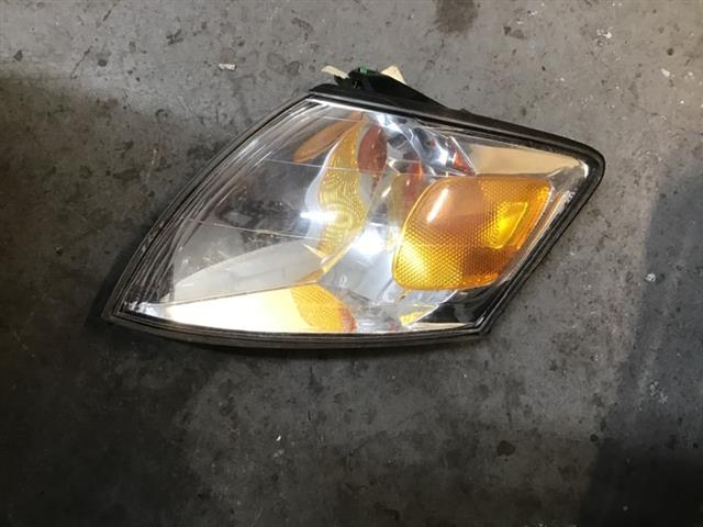 L Corner Light