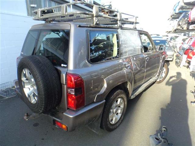 Nissan Patrol - Y61 2002-2006