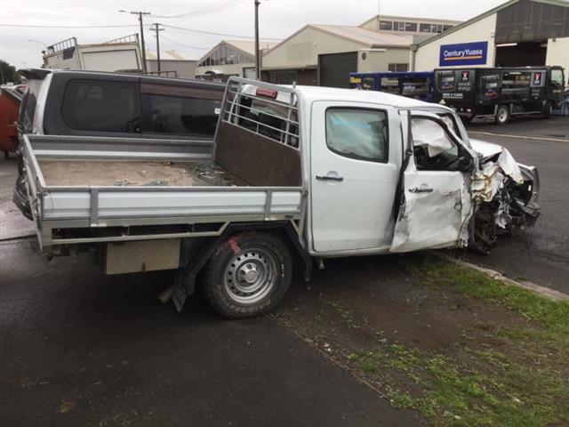 Isuzu-Comm D-Max - RF20 2017