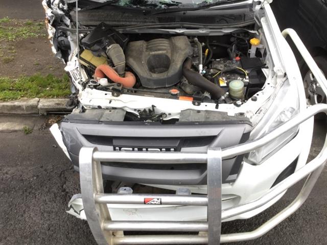 Isuzu-Comm D-Max - RF20 2017