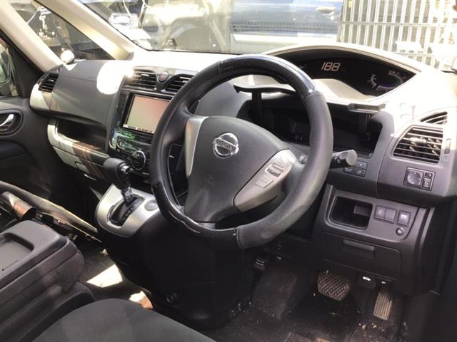 Nissan Serena - Other