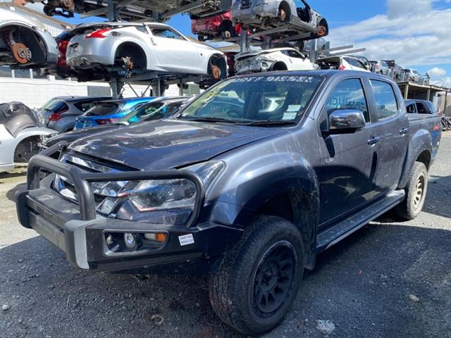 Isuzu-Comm D-Max - RF20 2017