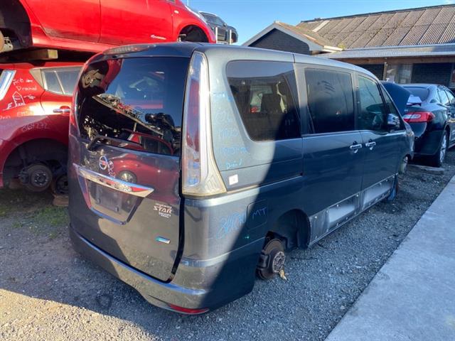 Nissan Serena - Other