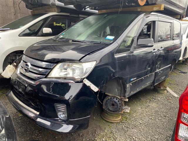 Nissan Serena - Other