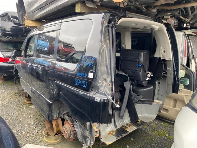 Nissan Serena - Other
